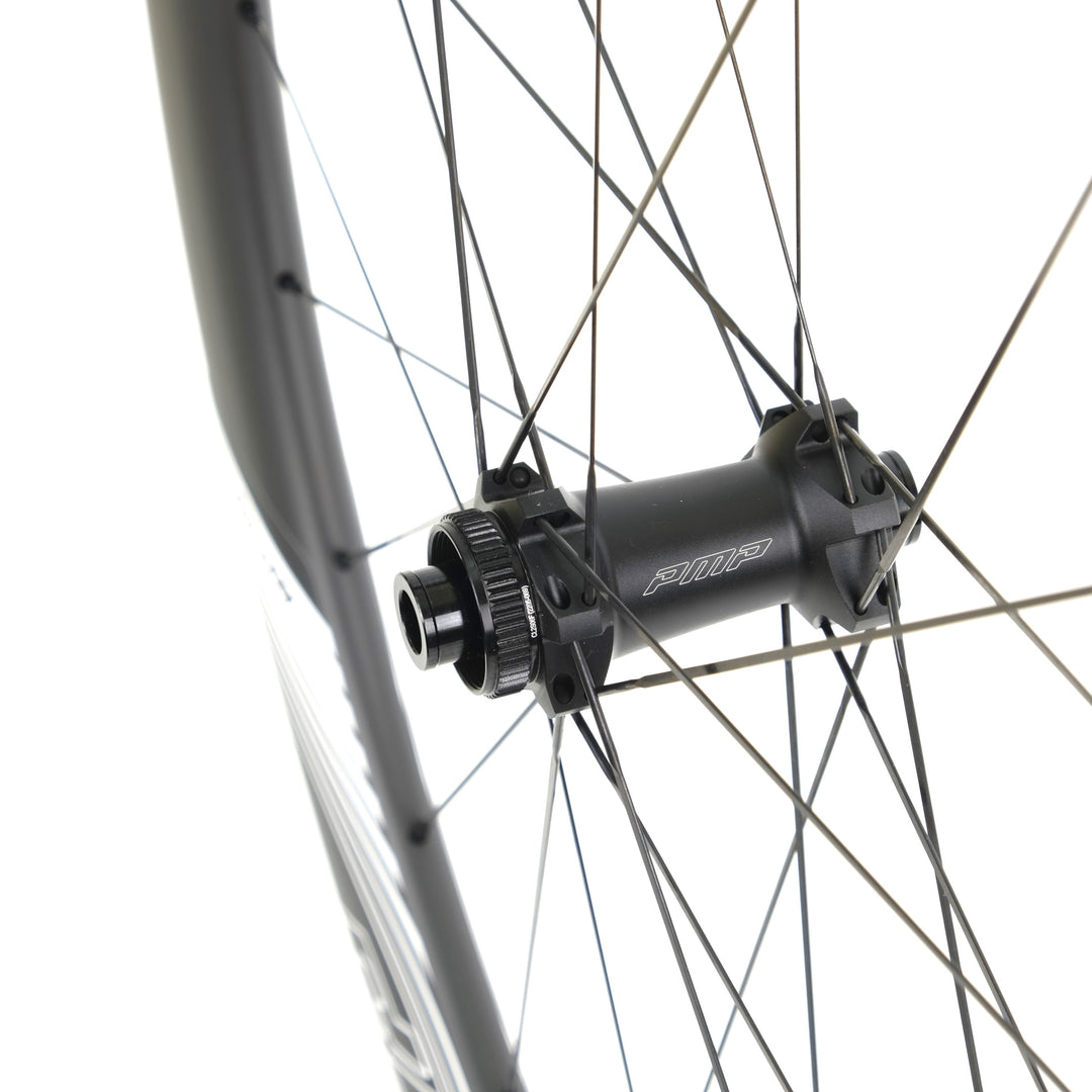 Set Ruote In Carbonio 700C 50mm UCI, Profilo 25mm, Clincher, Freno Su Cerchio, Bianche